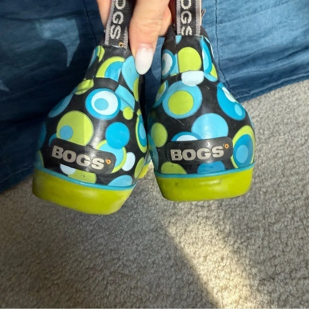 Bogs Women’s Mattie Bubbles Boot Size 6